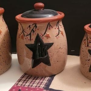 Primitive black star canisters